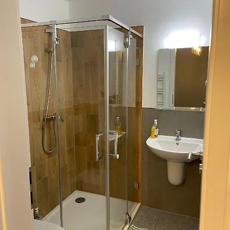 Ave Victoriei Hotel 3*